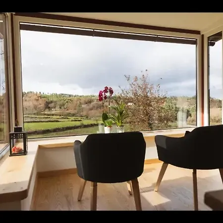 Spacious House In With Stunning Mountain Views, 150 M² Apartman *