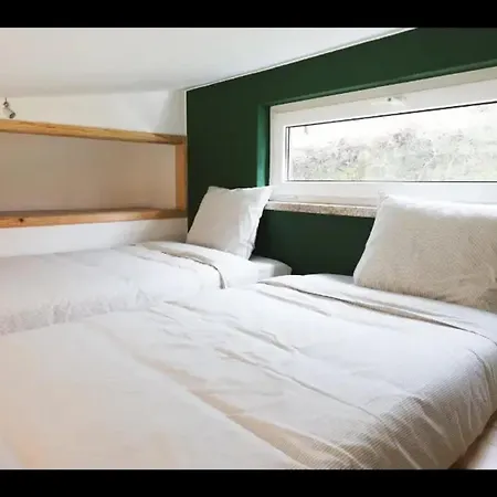 Appartamento Spacious House In With Stunning Mountain Views, 150 M²