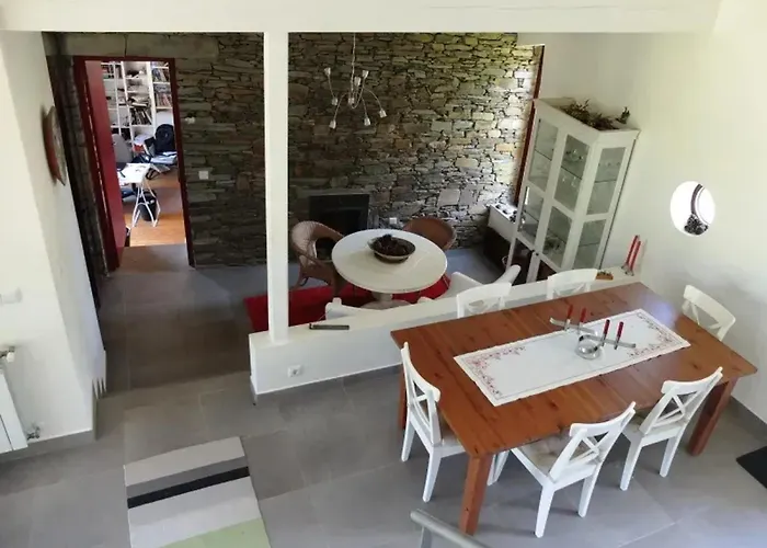 Spacious House In With Stunning Mountain Views, 150 M²