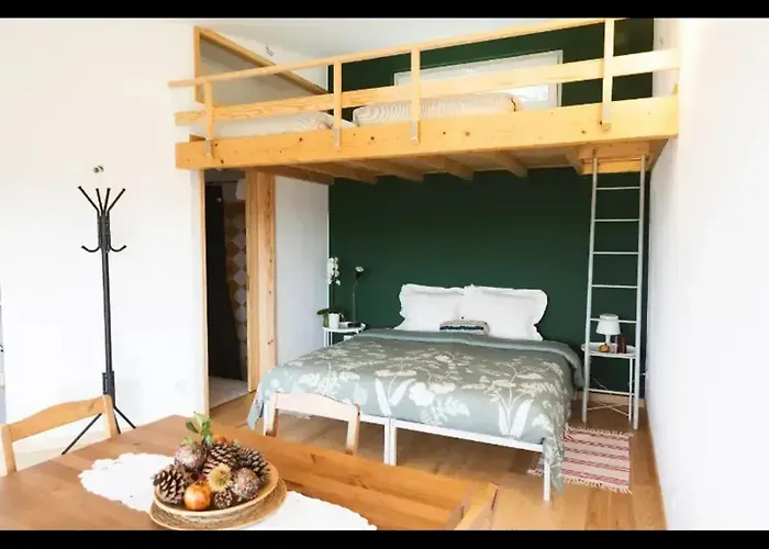 Spacious House In With Stunning Mountain Views, 150 M² * Seia